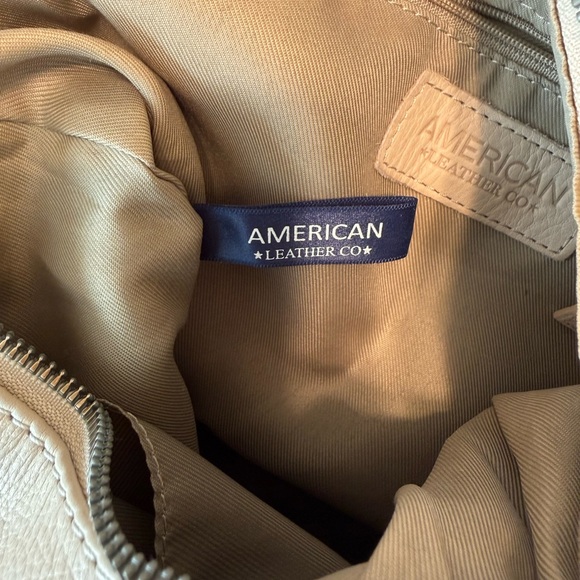 American Leather Co. Ivory Shoulder Bag Purse Zipper With Inner Pockets - Picture 9 of 11